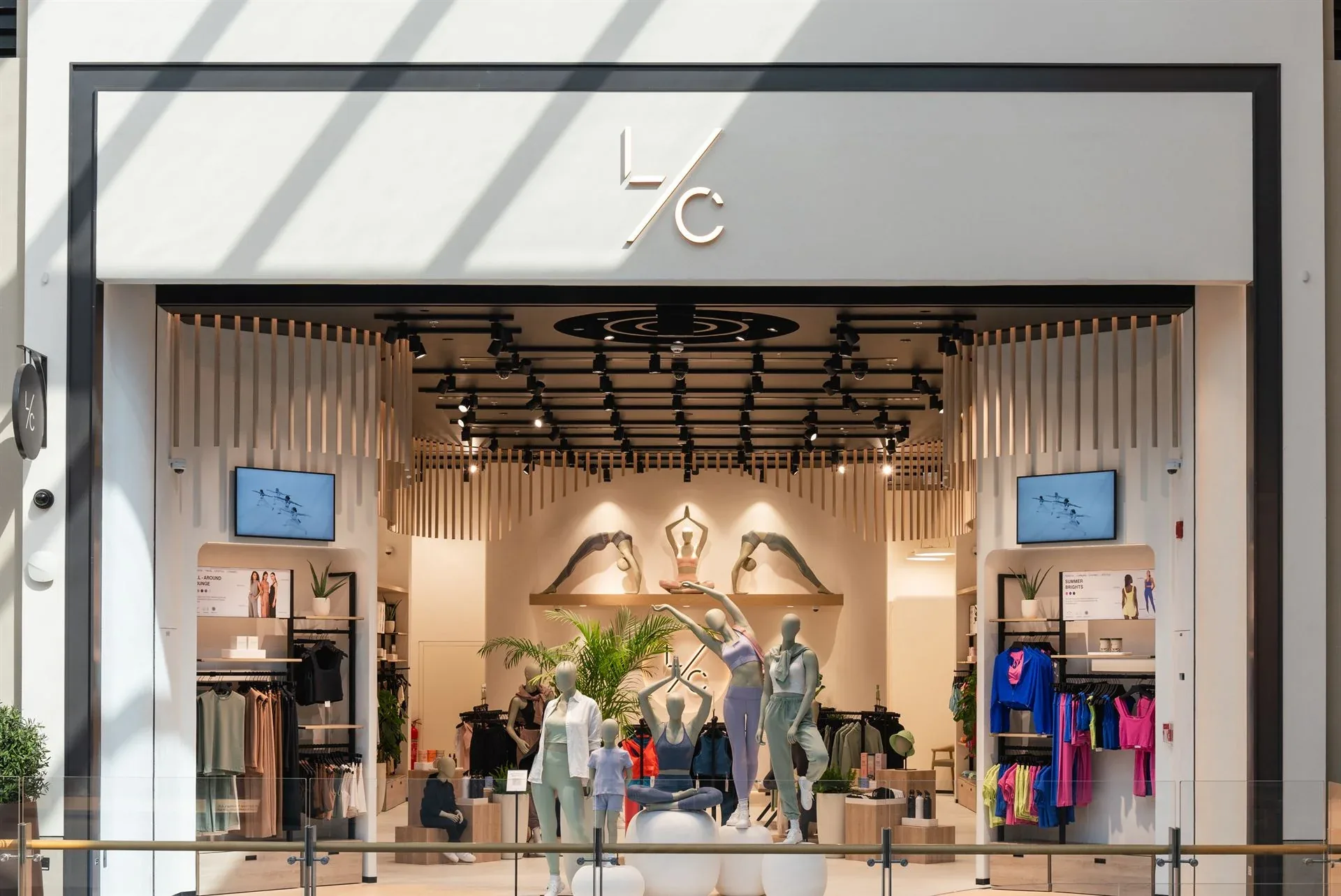 L'Coutoure — Retail interior by Rectangle Interiors, Dubai Hills Mall, UAE